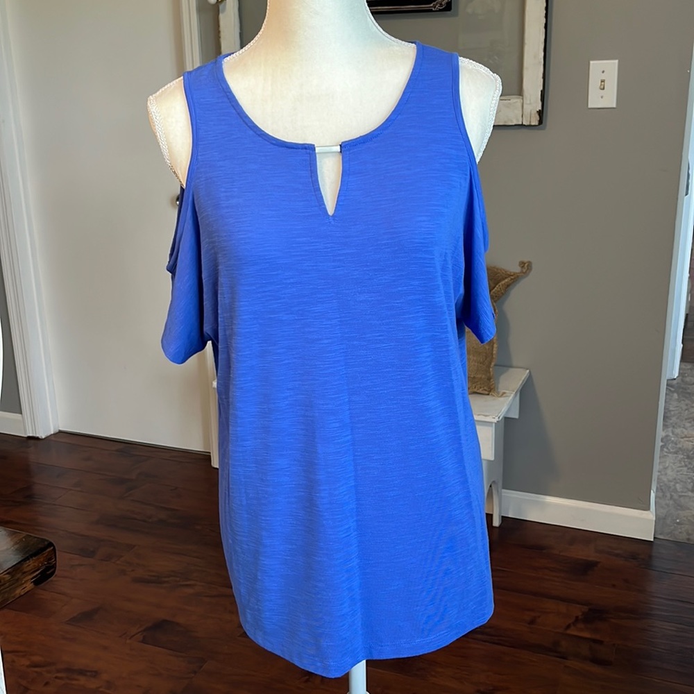 Beautiful periwinkle cold shoulder top